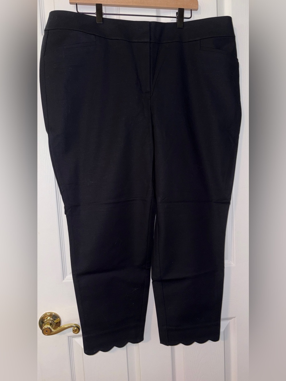 LOFT Riviera pant with scalloped bottom - Black
